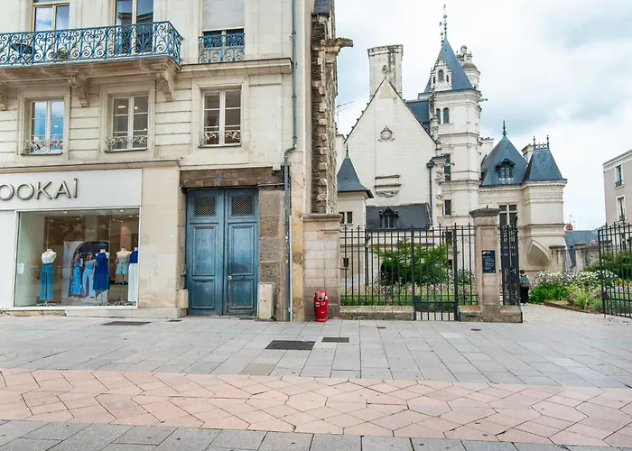Hyper Centre, Premium, Spacieux Appartement Haussmannien