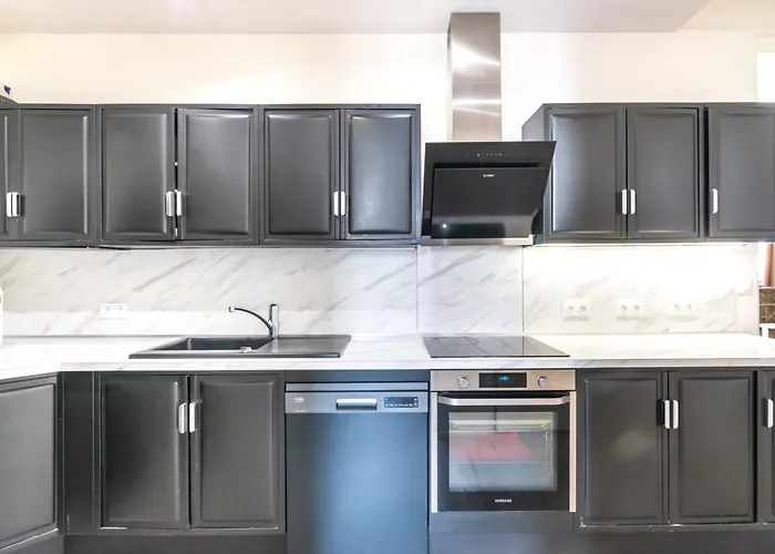Hyper Centre, Premium, Spacieux Appartement Haussmannien